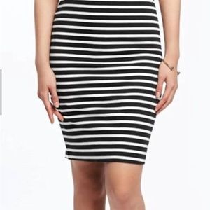 Old Navy Pencil Skirt